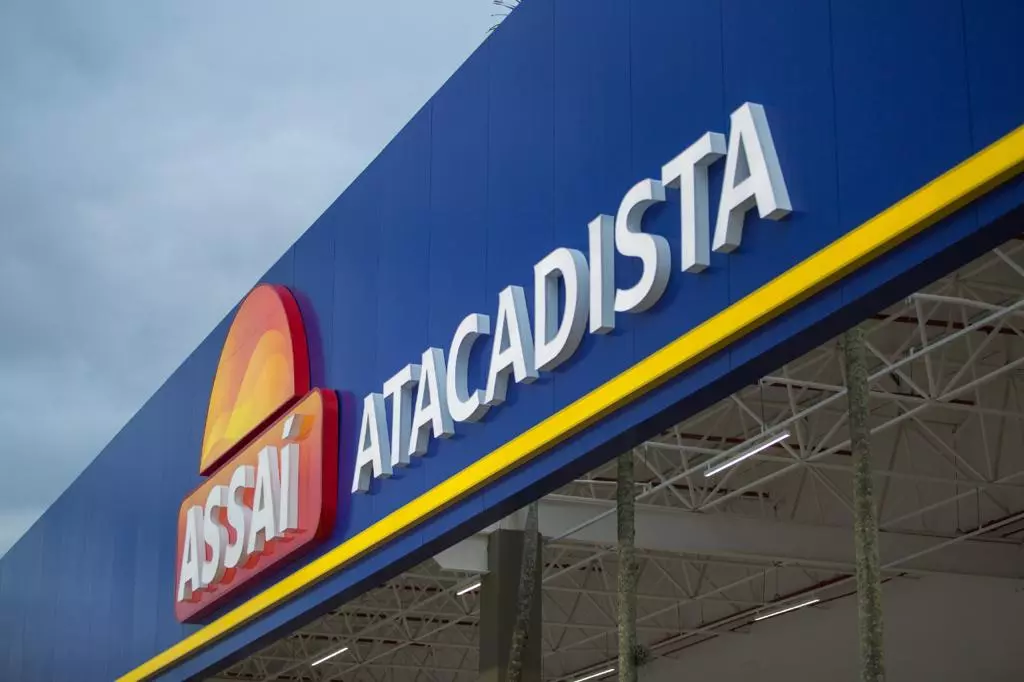 Assaí, Cantu tap debenture market - LatinFinance