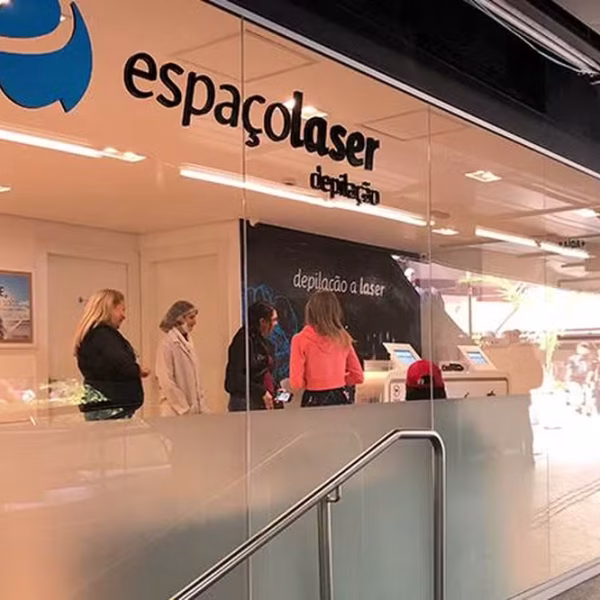 Espaçolaser to delay refinancing amid volatility
